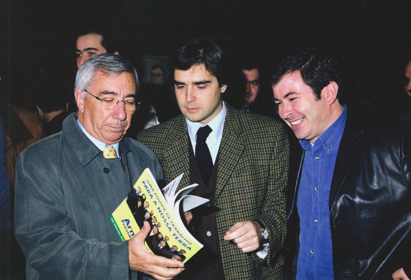 Com Armindo Costa e Nuno Melo, na campanha municipal de Vila Nova de Famalicão (2001)